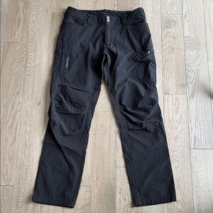 Truewerk Black Light Weight Work Pants 36/34